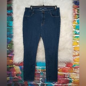 Old Navy High Rise Super Skinny Jeans Size 16 P
